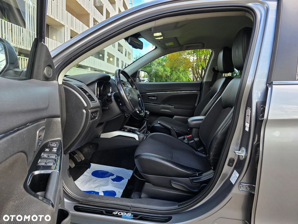 Peugeot 4008 - 4