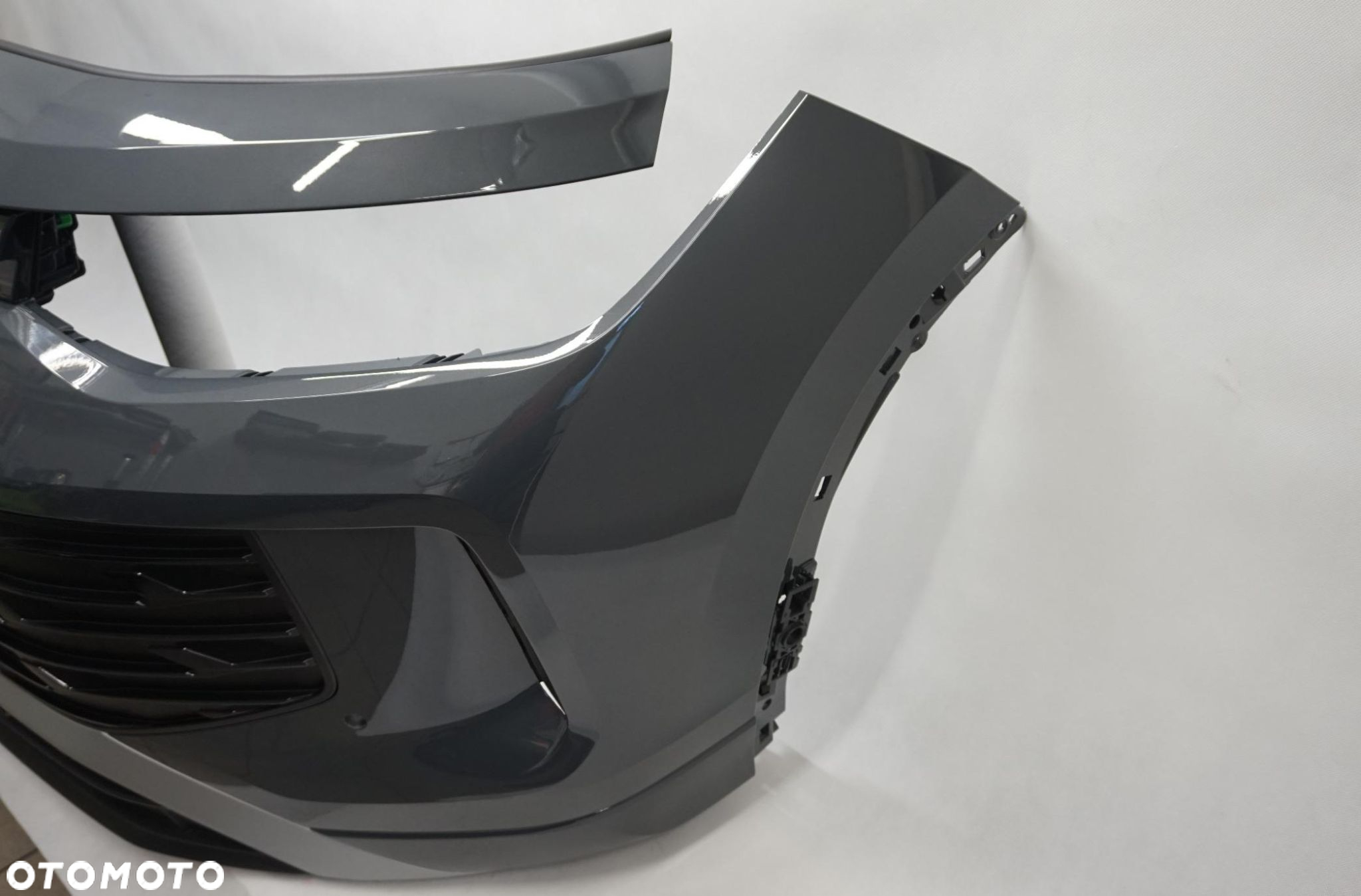 NOWY ORG ZDERZAK PRZEDNI 6xPDC VW TAYRON 2024- LAK.LC7Q POD KAMERĘ - 6