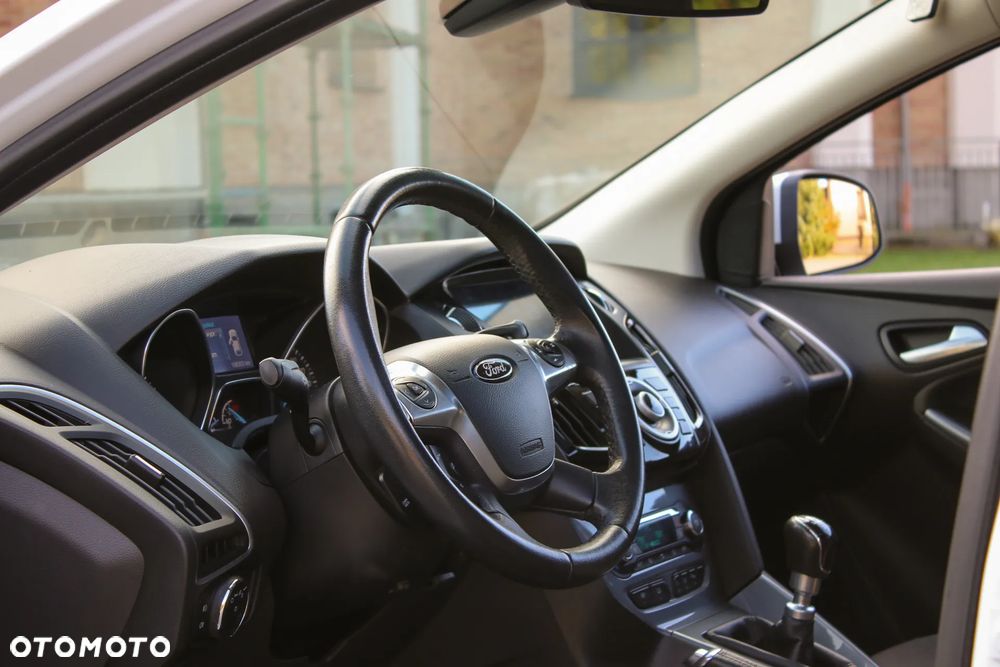 Ford Focus - 20