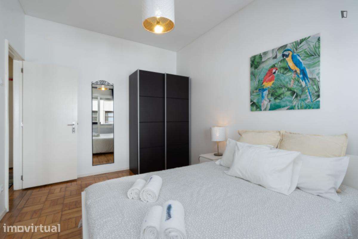 Apartamento com 1 quartos - localizado em Santo Ildefonso Porto - Grande imagem: 3/30