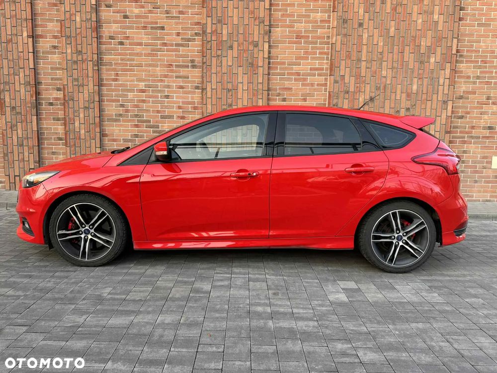 Ford Focus 2.0 EcoBoost ST - 3