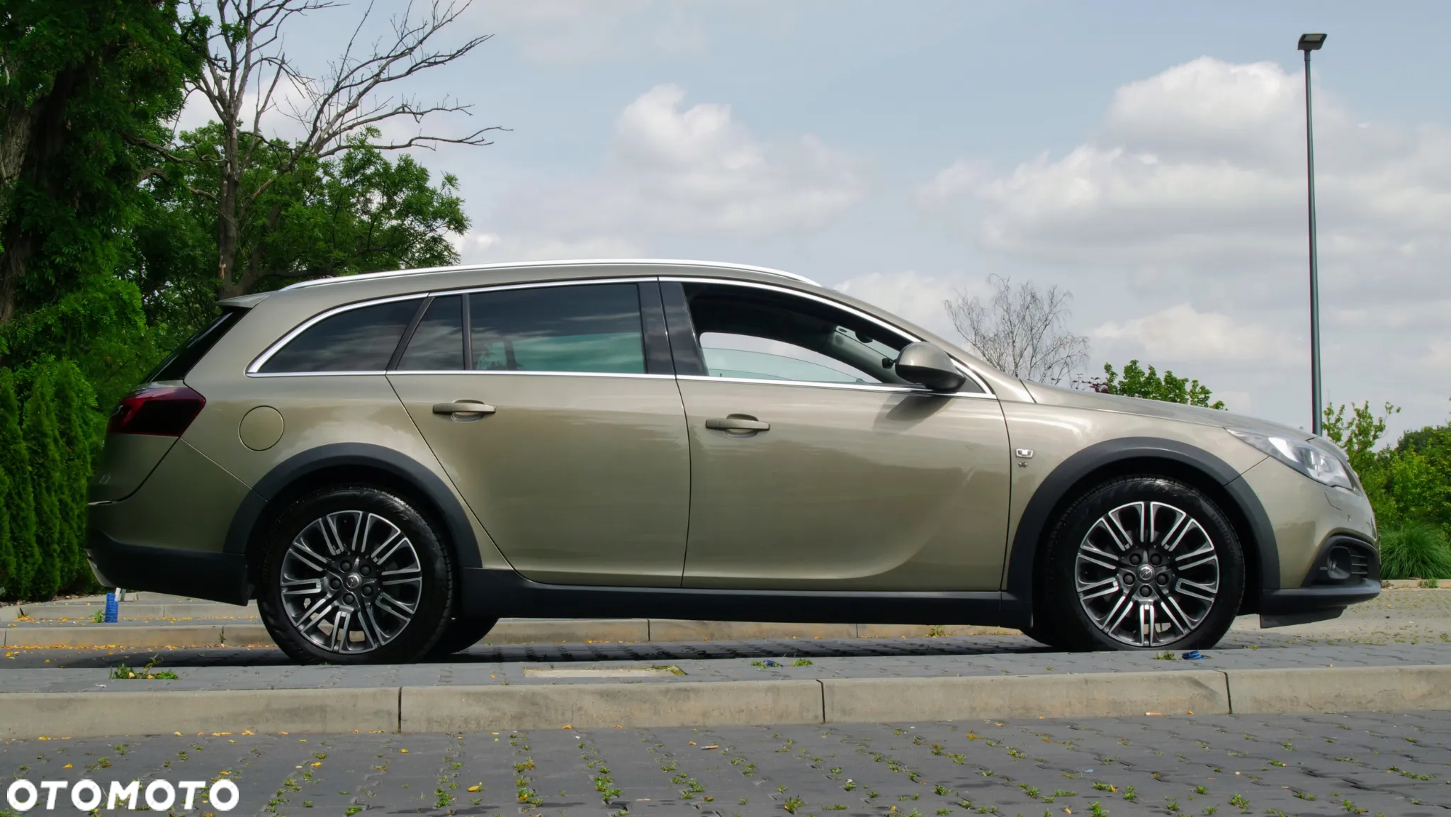 Opel Insignia 2.0 CDTI 4x4 Country Tourer ecoFLEX - 2