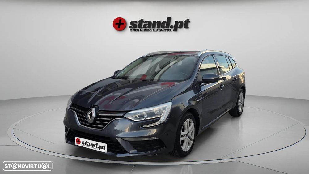 Renault Mégane Sport Tourer - 9