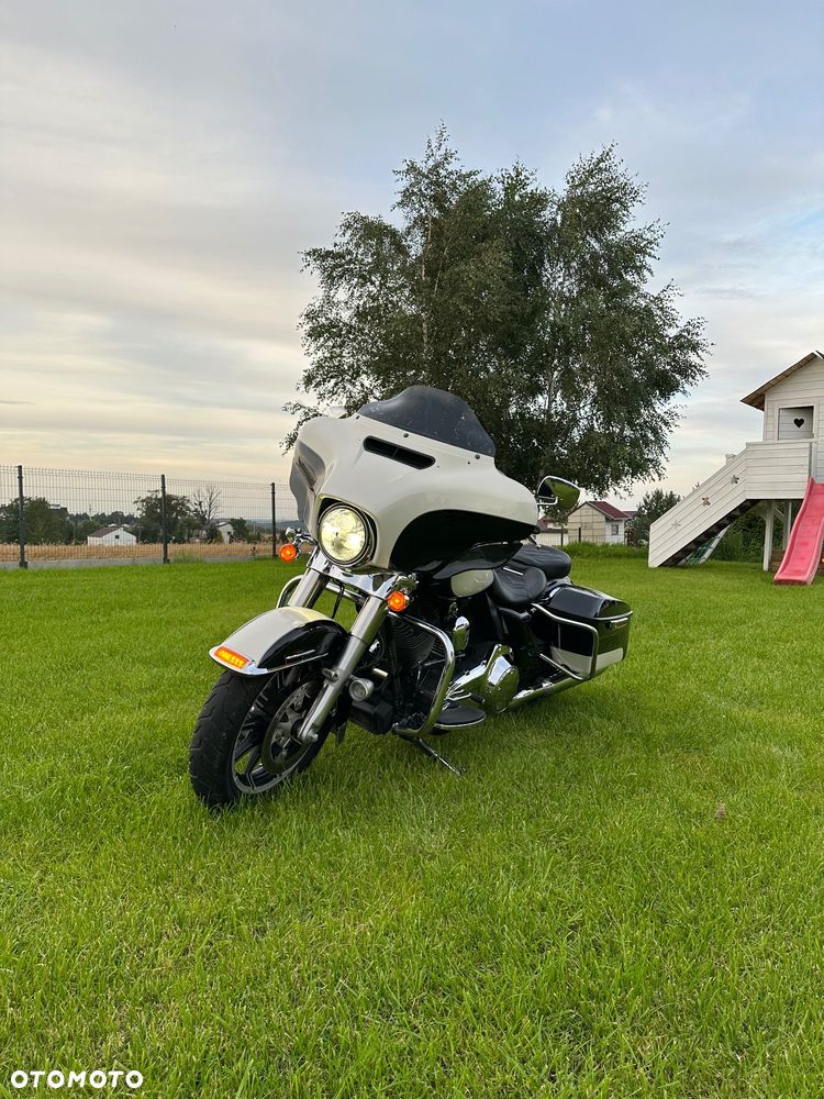 Harley-Davidson FLHT Electra Glide Standard - 1