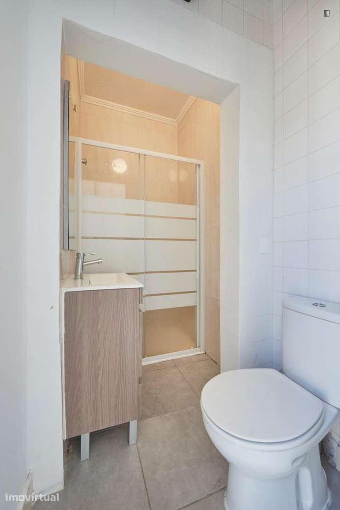 Quarto - localizado em Entrecampos Lisbon - Grande imagem: 3/12