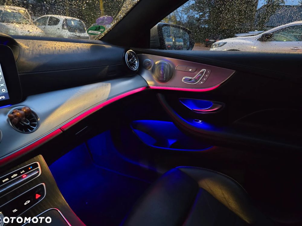 Mercedes-Benz Klasa E 200 Coupe 9G-TRONIC AMG Line - 28