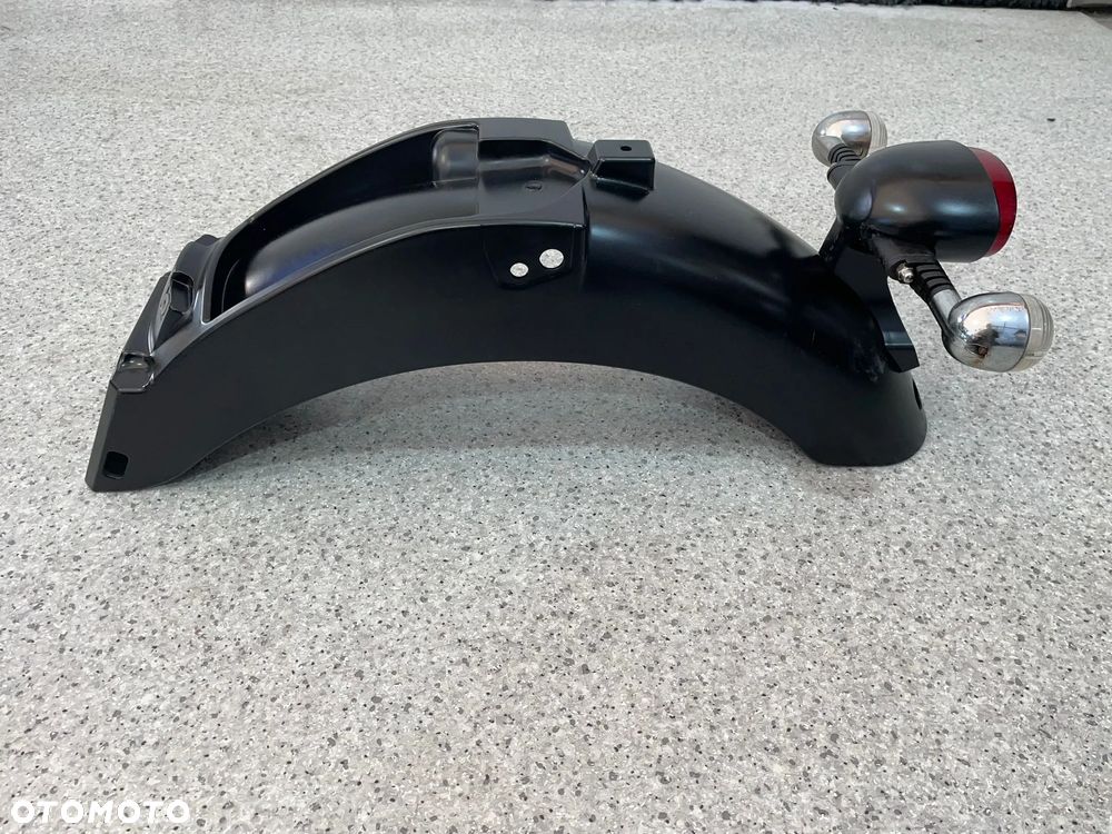 błotnik nadkole czacha owiewka Moto Guzzi V7 III Special 750 (nr1185) - 7