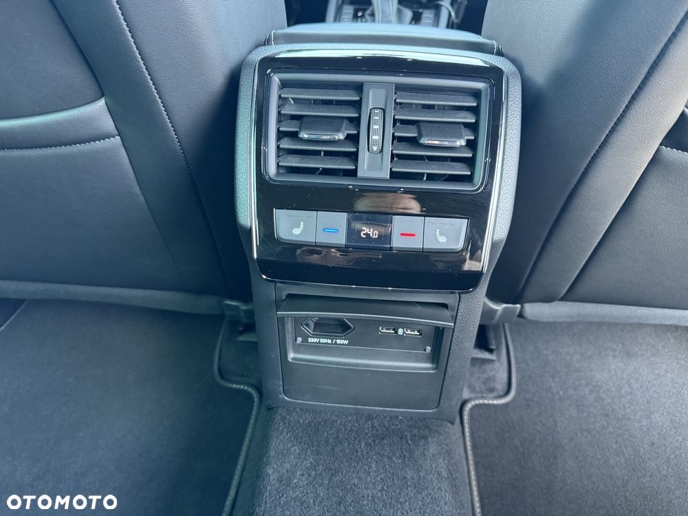 Skoda Superb 2.0 TDI 4x4 Sportline DSG - 19