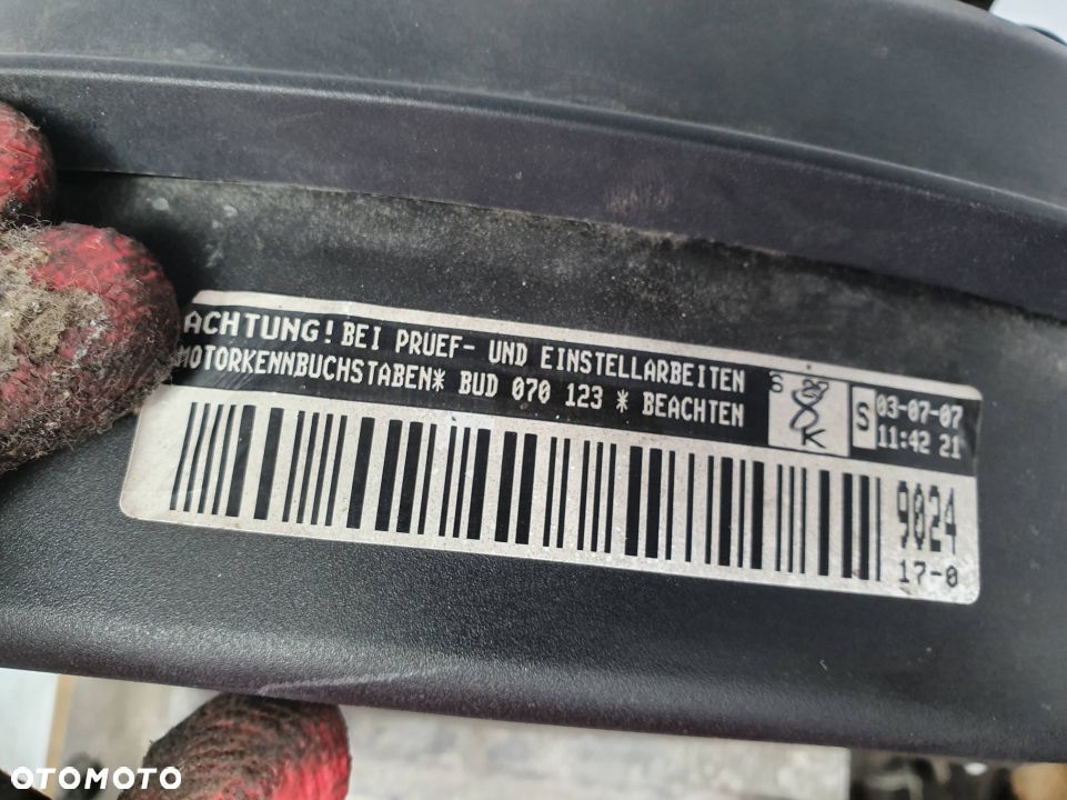 SILNIK SŁUPEK VOLKSWAGEN GOLF V BUD 1.4 80KM - 3