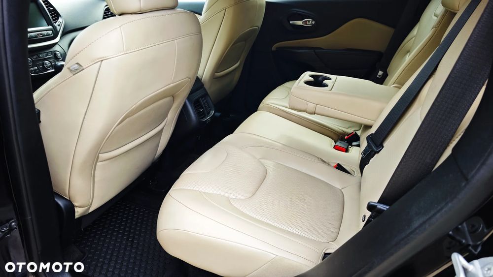 Jeep Cherokee 2.2 MJD Active Drive II Limited - 19