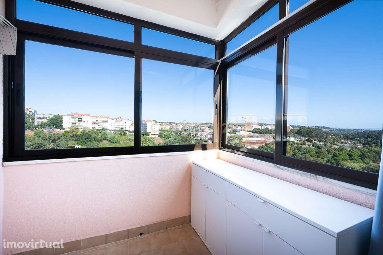 Apartamento T3 Renovado com lugar de parqueamento no Cacem - Grande imagem: 3/33