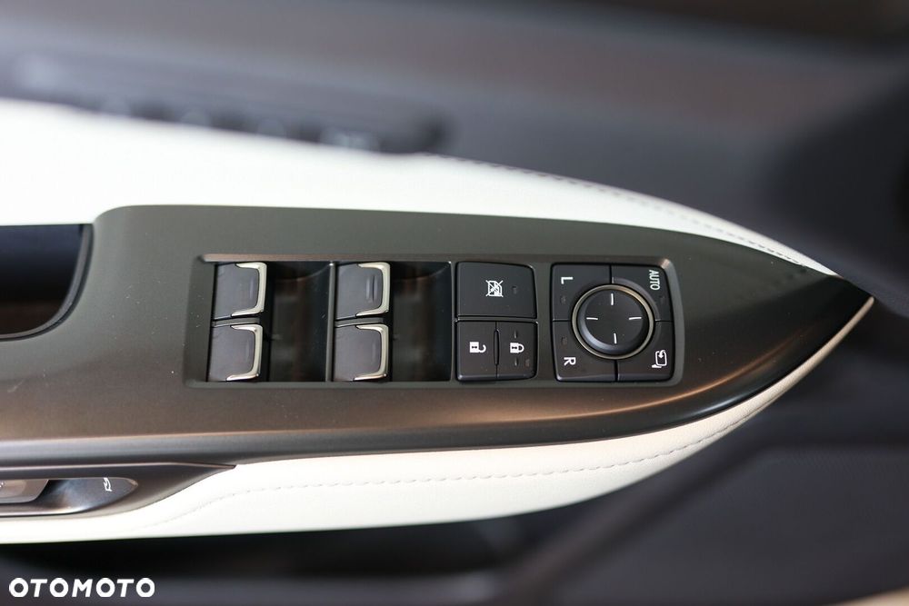 Lexus NX - 27