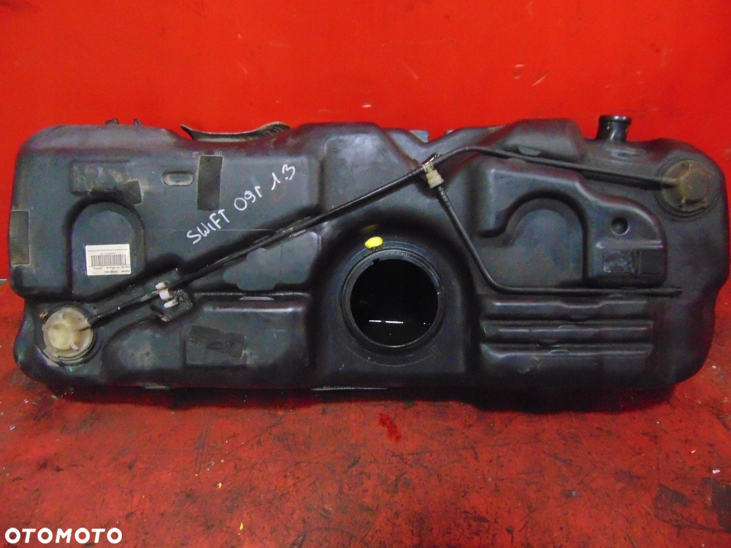 SUZUKI SWIFT III MK6 1.3 DDIS ZBIORNIK BAK PALIWA - 1