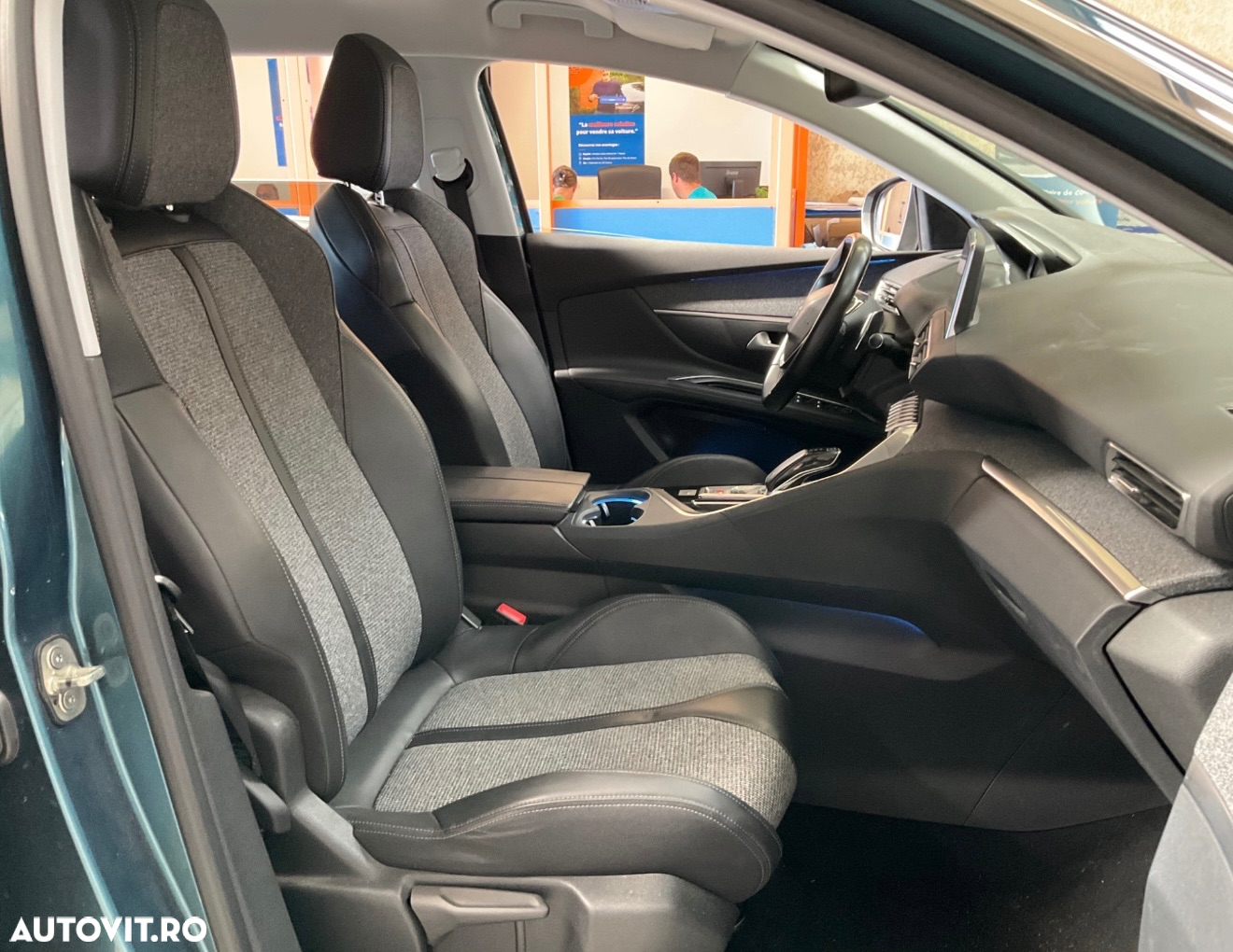 Peugeot 5008 1.2L PureTech EAT8 S&S Allure Pack - 31