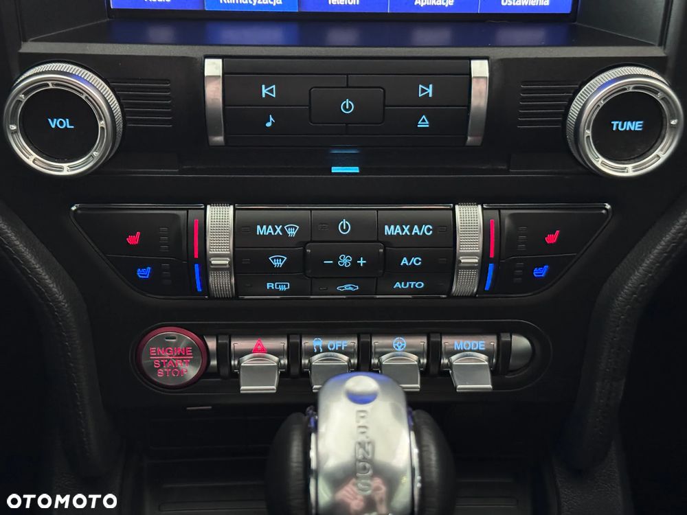 Ford Mustang - 16