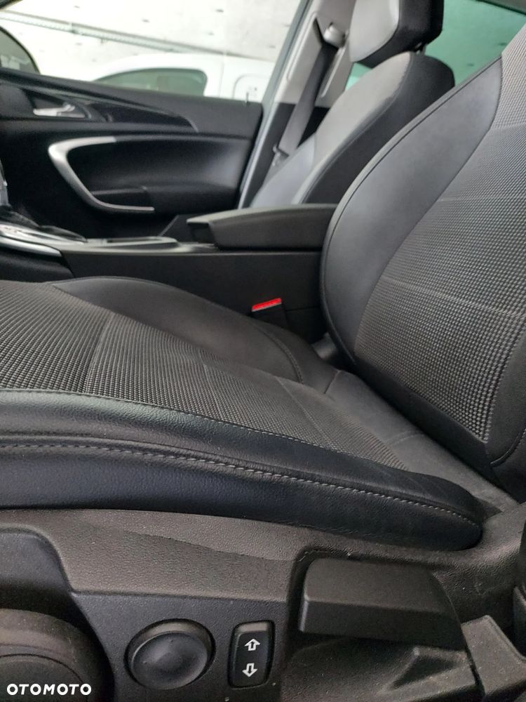 Opel Insignia - 15