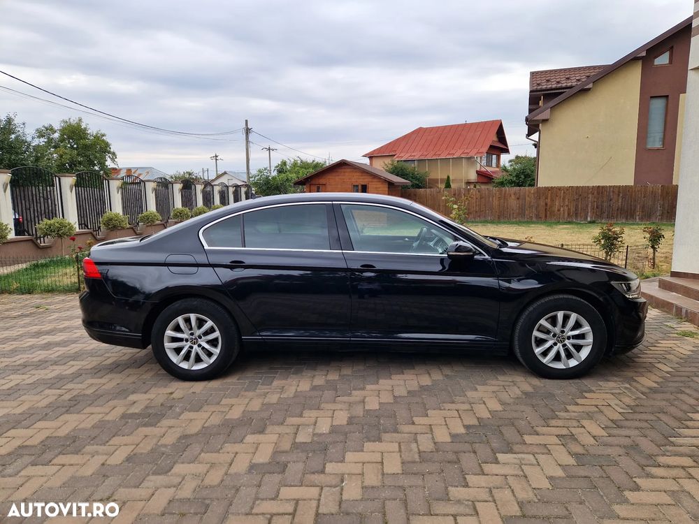 Volkswagen Passat 2.0 TDI DSG Comfortline - 14