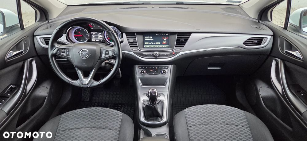 Opel Astra 1.6 CDTI Essentia - 15