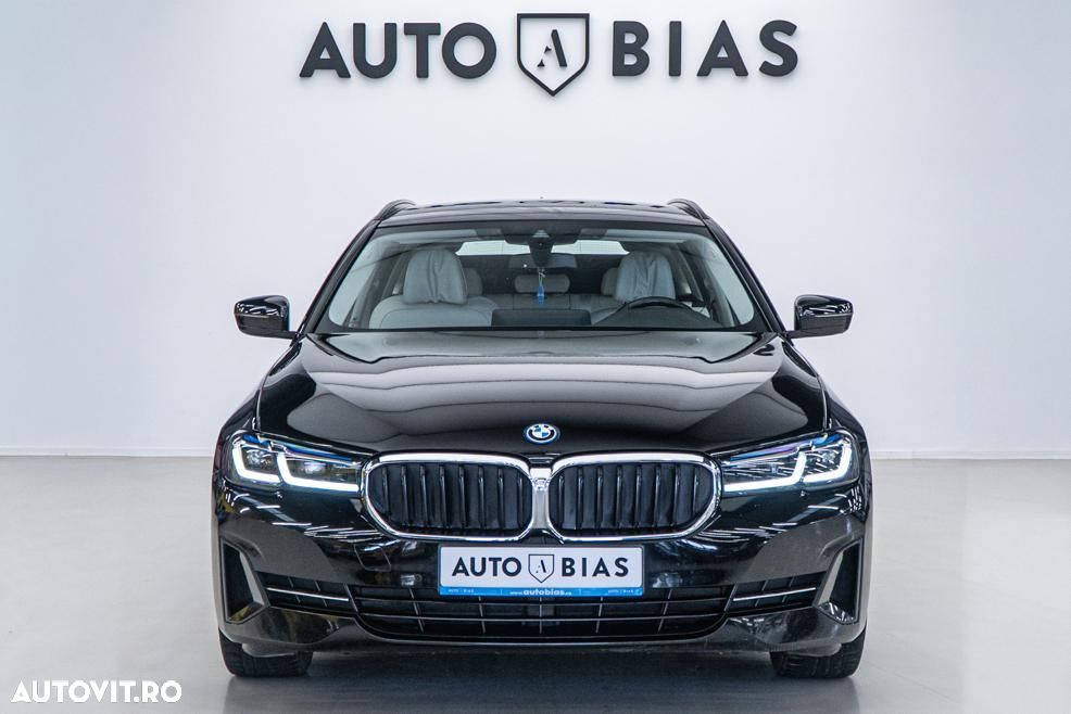 BMW Seria 5 520e Aut. Luxury Line - 23