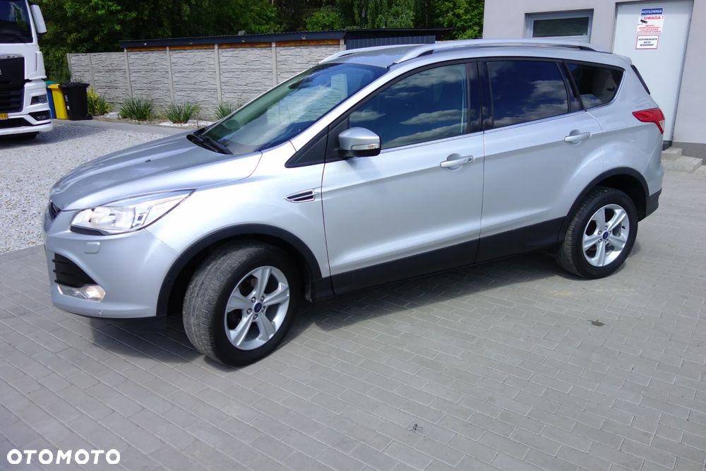 Ford Kuga 1.5 EcoBoost 2x4 Trend - 18