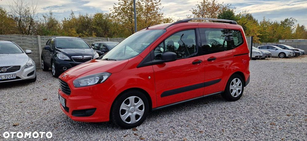 Ford Tourneo Courier - 4