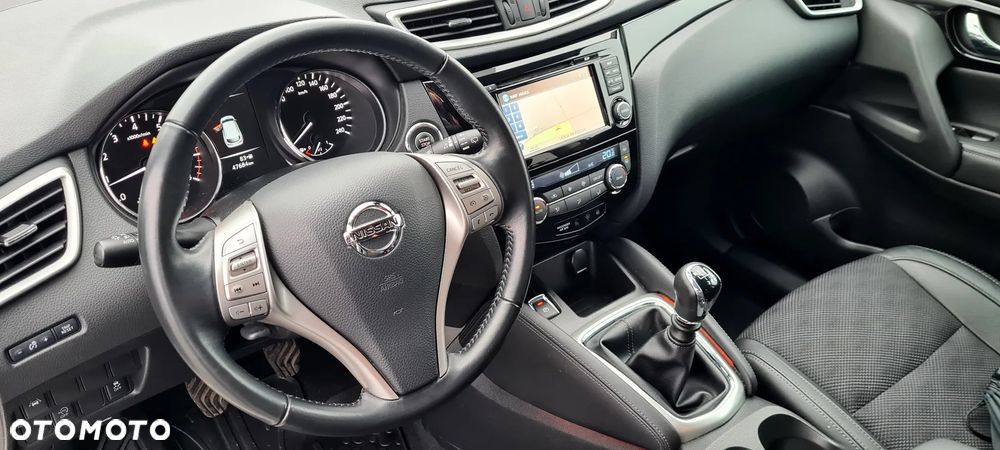 Nissan Qashqai 1.6 DIG-T TEKNA+ - 23