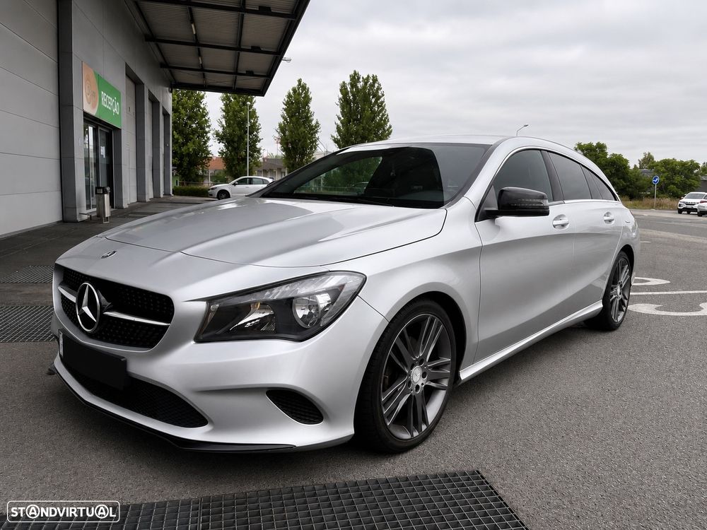 Mercedes-Benz CLA 180 d BlueEFFICIENCY Edition - 4