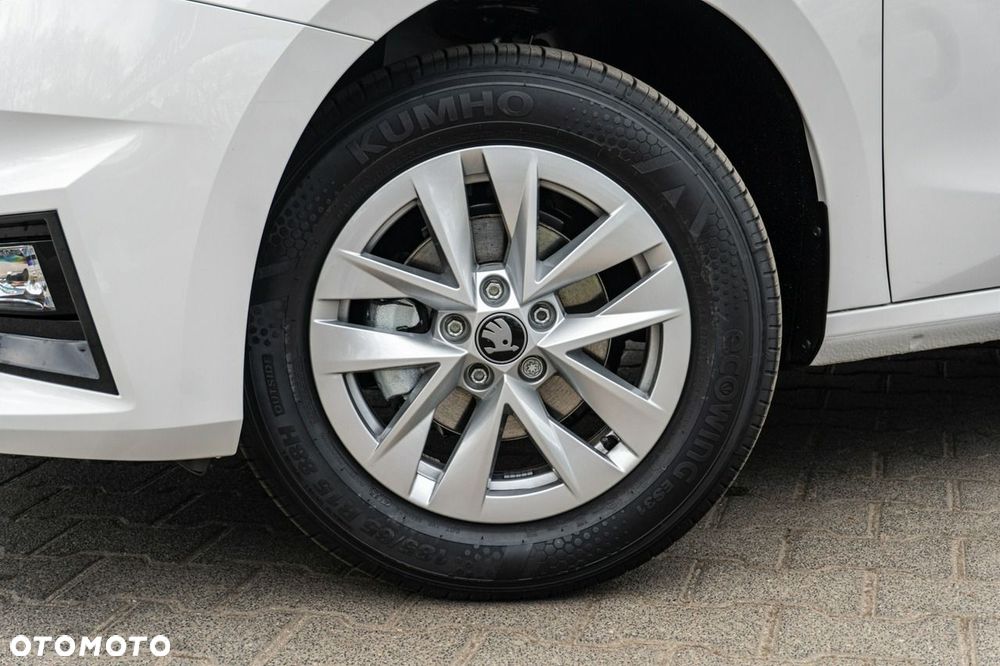 Skoda Fabia - 4