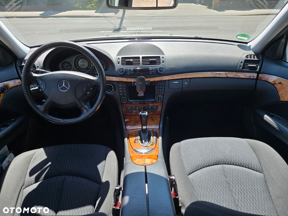 Mercedes-Benz Klasa E 200 Kompressor Automatik Elegance - 19