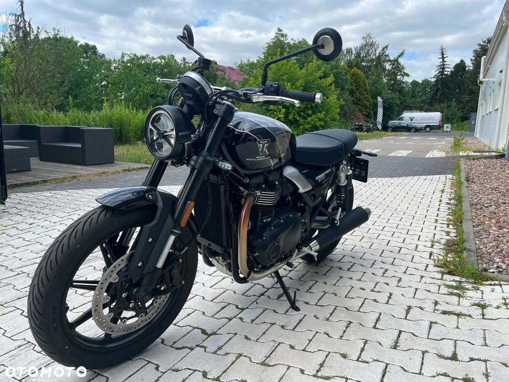 Triumph Speed Twin - 10