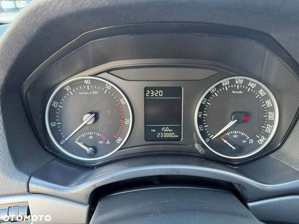 Skoda Octavia - 12