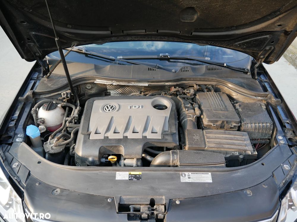 Volkswagen Passat - 26