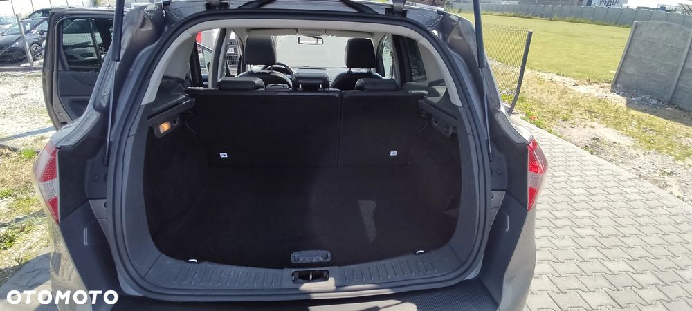 Ford Kuga 2.0 TDCi 4x4 Individual - 33