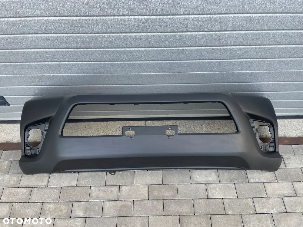 ZDERZAK PRZEDNI TOYOTA HILUX  2015-- NOWY 4WD - 1