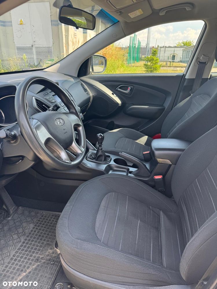 Hyundai ix35 1.6 2WD Fifa World Cup Edition - 10