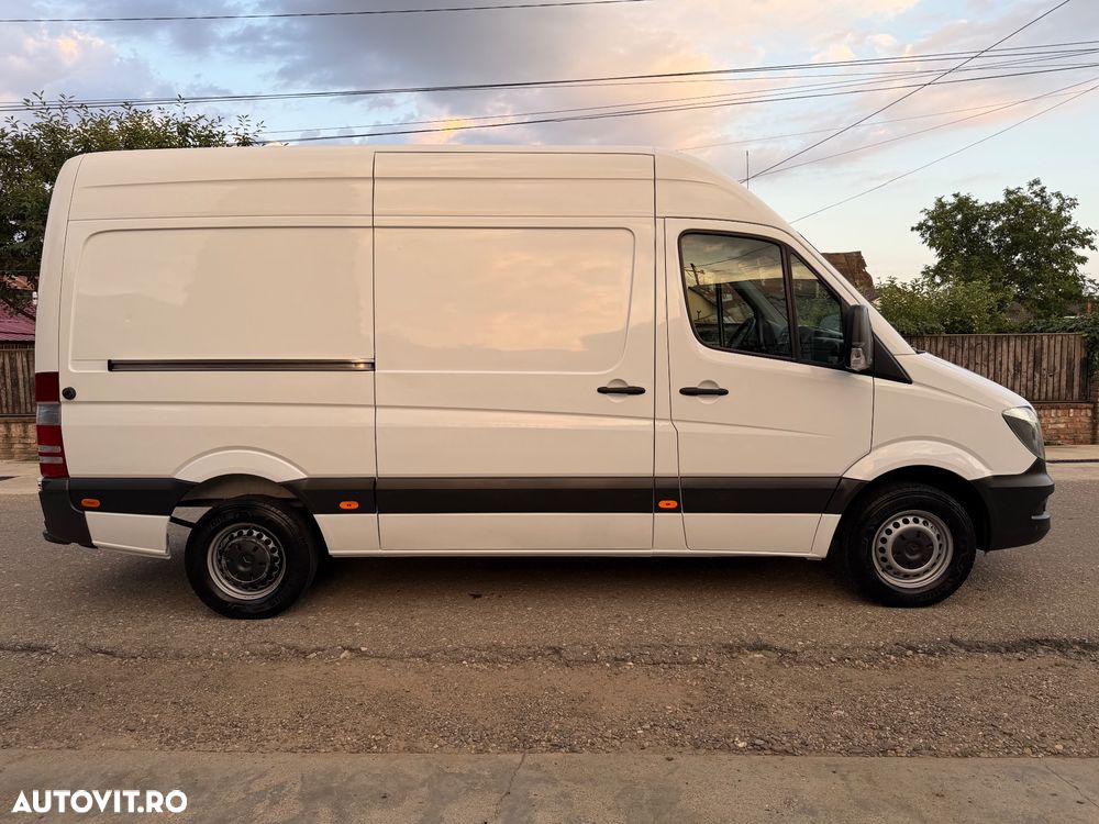 Mercedes-Benz Sprinter - 17