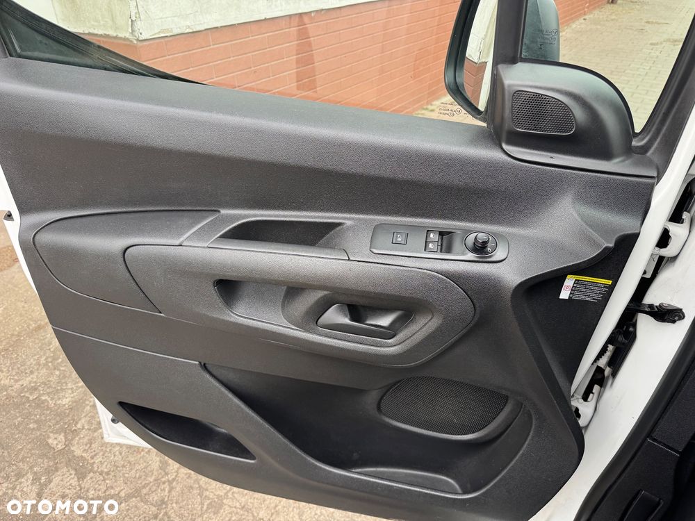 Citroën BERLINGO KLIMATYZACJA NAWIGACJA TEMPOMAT HAK - 12