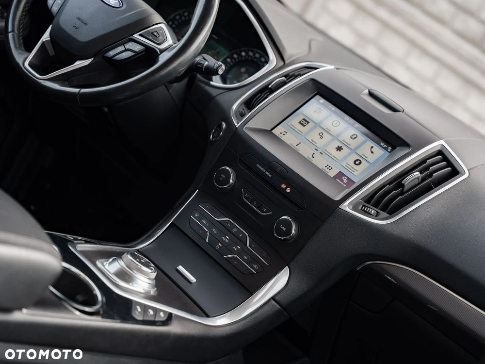 Ford S-Max 2.0 EcoBlue Titanium - 18