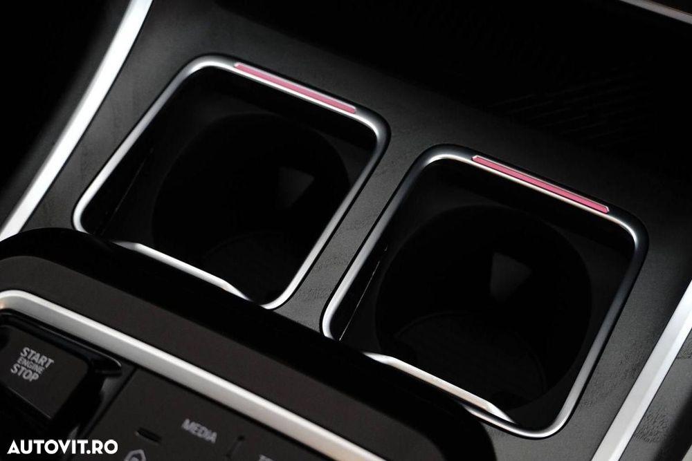 BMW Seria 7 - 28