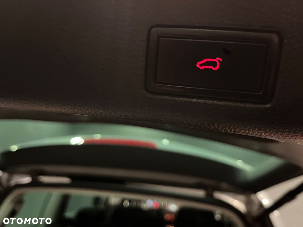 Volkswagen Sharan 2.0 TDI BlueMotion Technology Life - 29