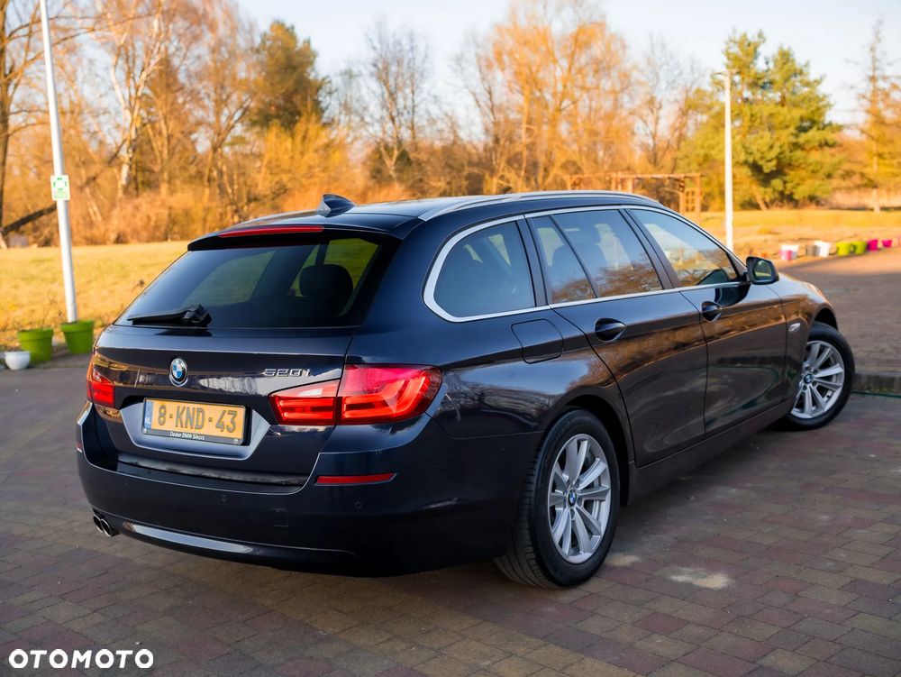 BMW Seria 5 - 16
