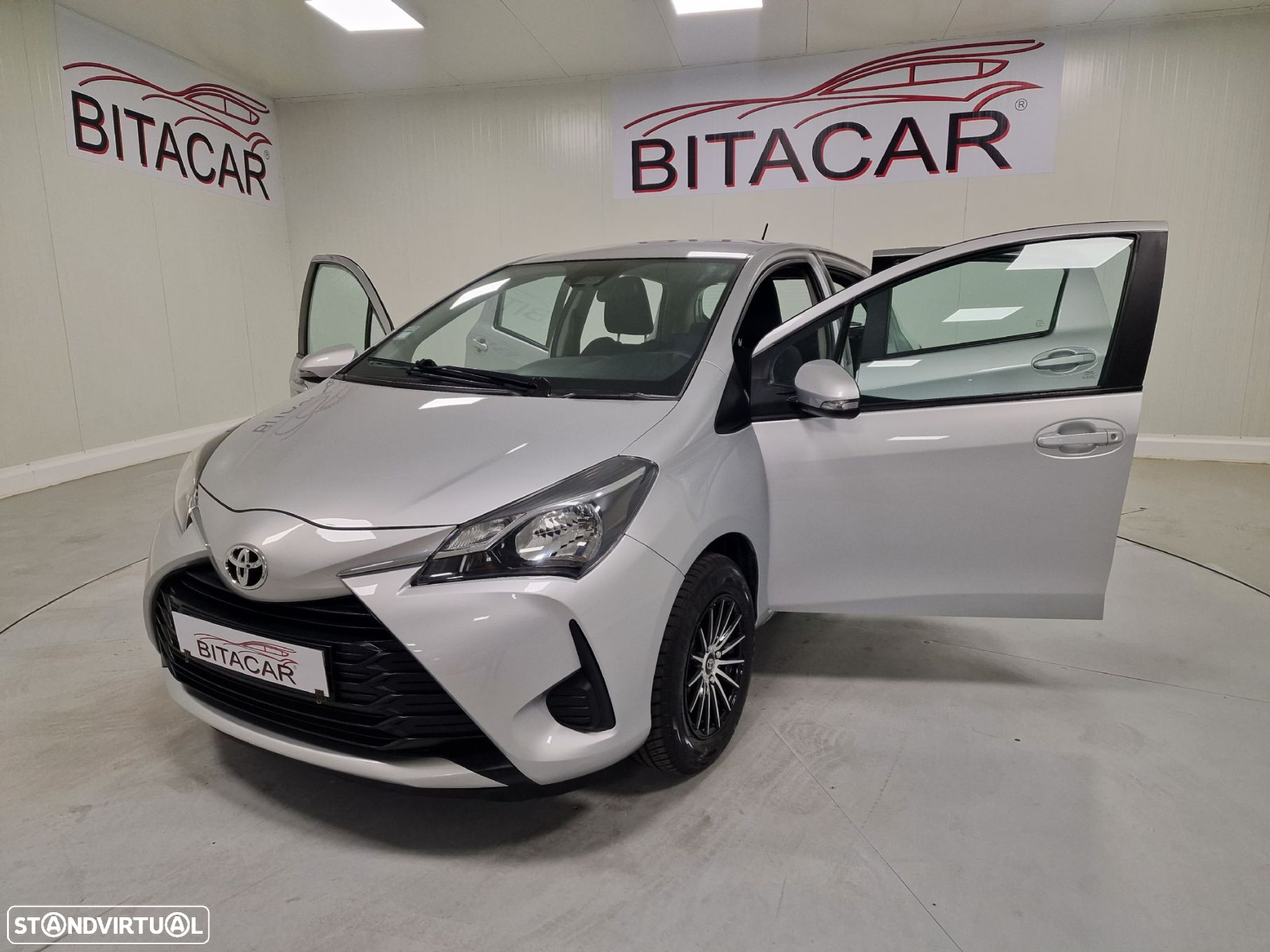 Toyota Yaris - 22