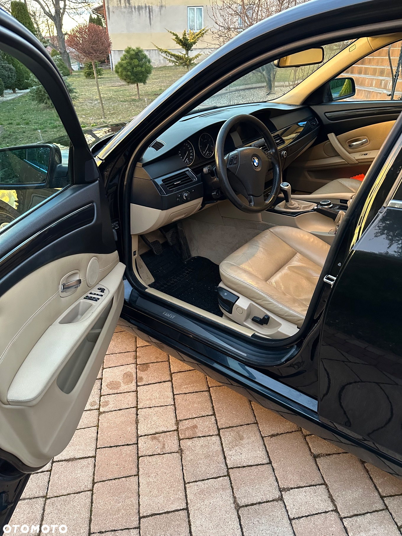 BMW Seria 5 520d - 13