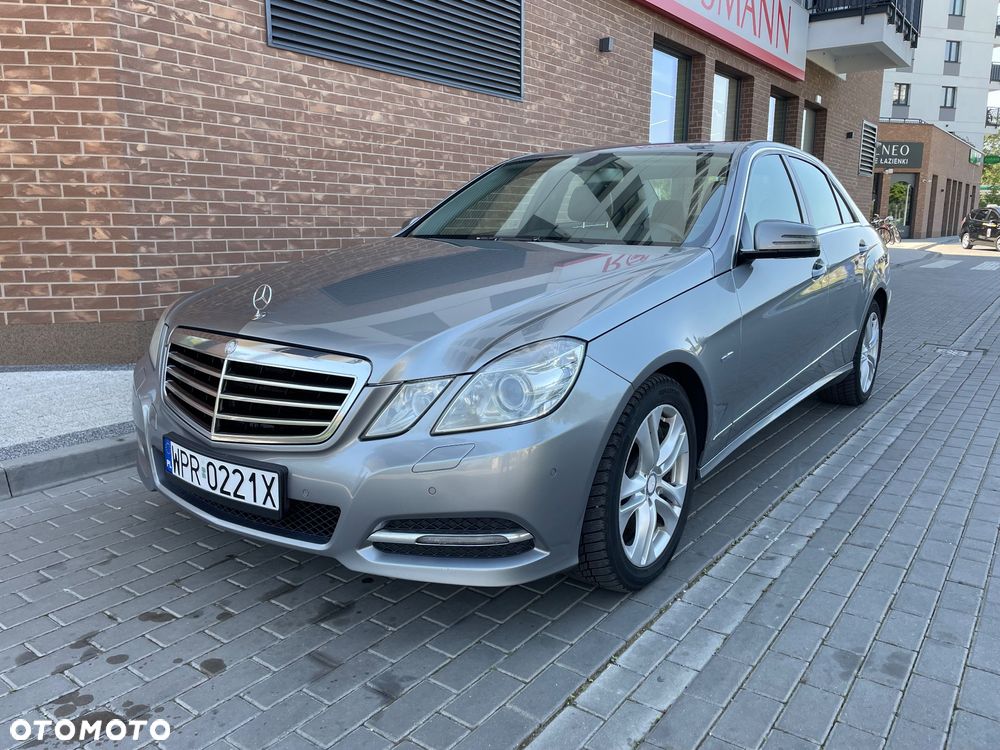 Mercedes-Benz Klasa E - 1