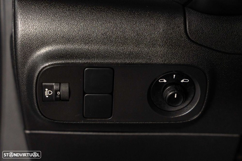 Citroën C3 1.2 PureTech Feel Pack - 19