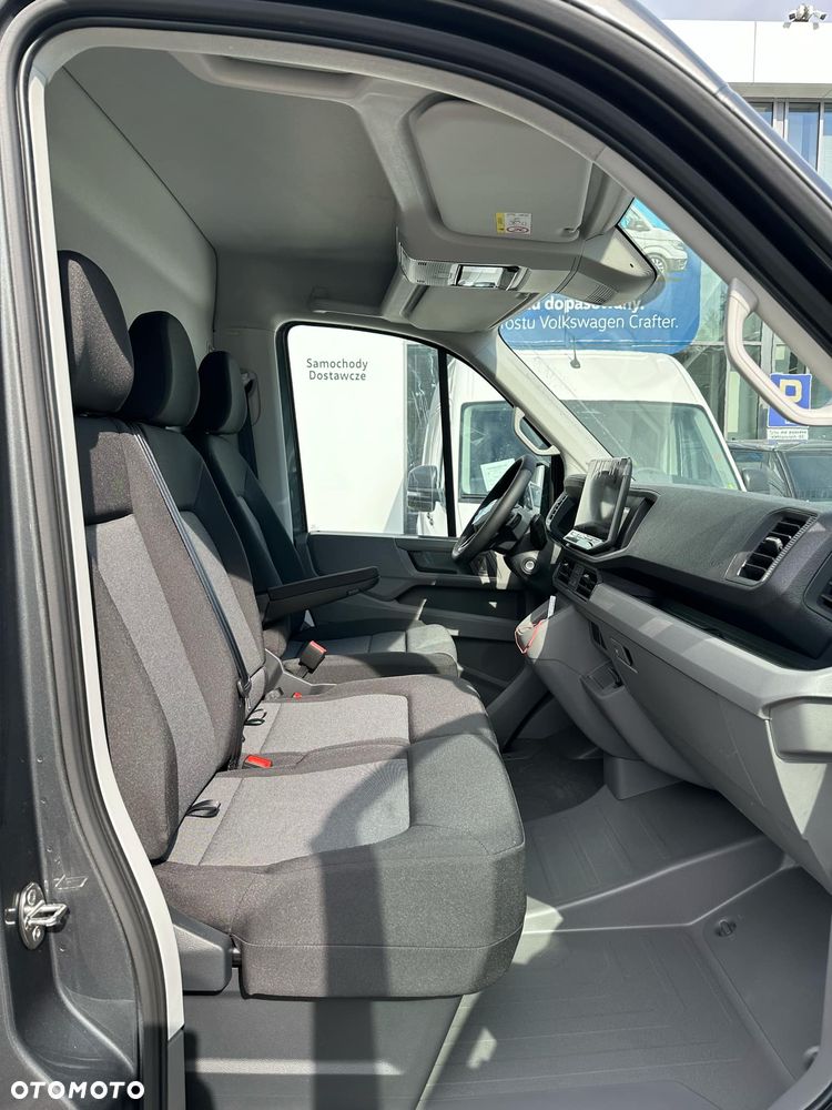 Volkswagen Crafter - 13