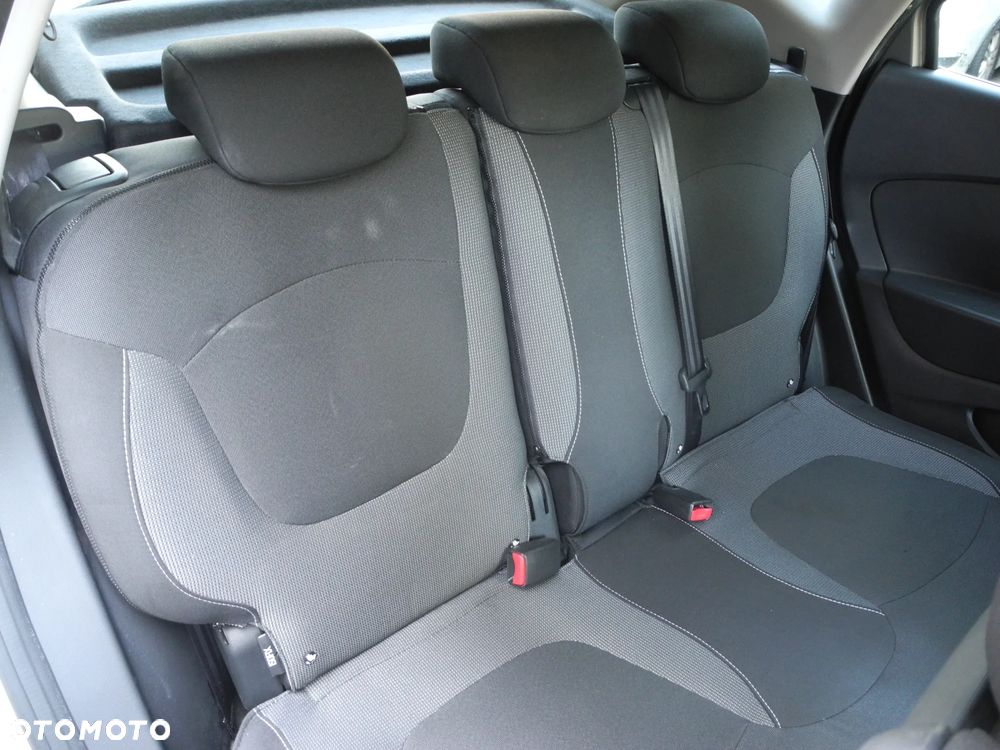 Renault Captur - 21