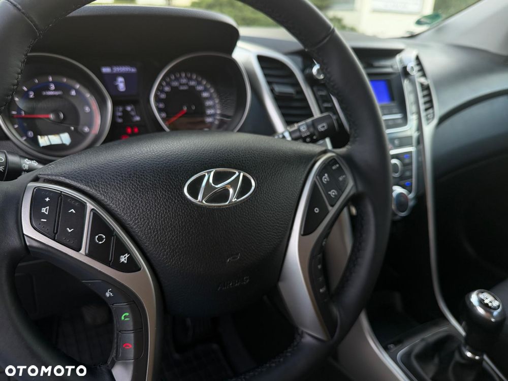 Hyundai i30 - 38
