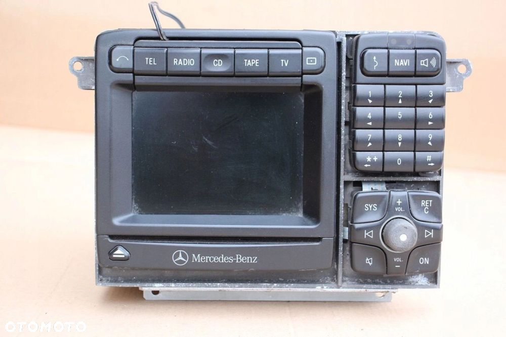 Radio CD DVD NAVI Mercedes w220 w215 s-klasa CL 2208207126 COMAND 2.5 - 1
