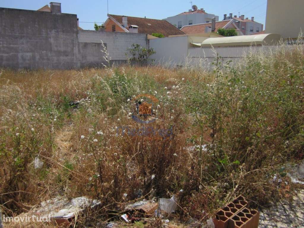 Lote de Terreno com 315m2 na Quinta do Conde - Grande imagem: 3/4